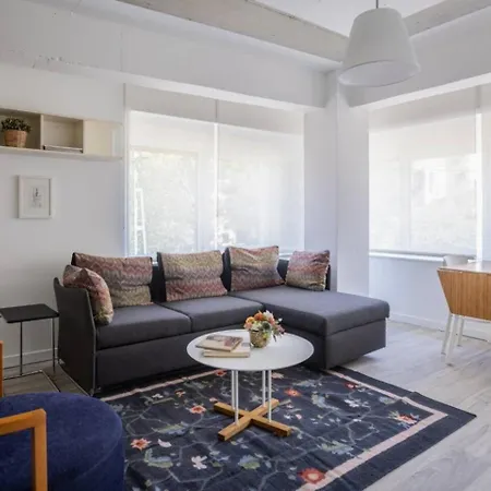 Διαμέρισμα Cozy Coastal Hideaway With Bosphorus Breeze! #399 *